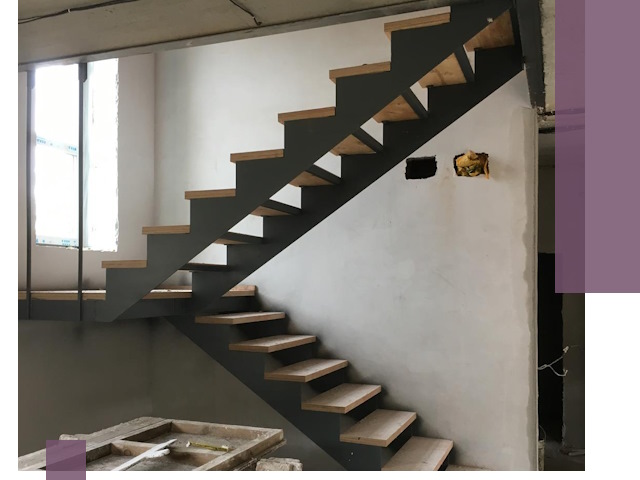 Изготовление лестниц на металлокаркасе в Нижневартовске от производителя