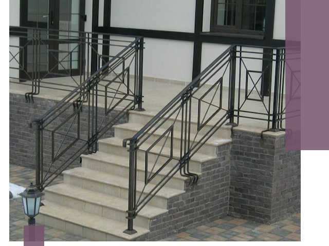 Перила для крыльца в Нижневартовске — монтаж, изготовление и установка