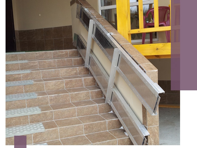 Откидные пандусы под ключ в Нижневартовске — монтаж и демонтаж