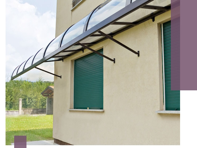 Козырьки над окнами в Нижневартовске — изготовление и монтаж по выгоде