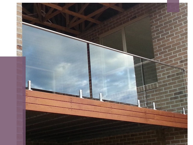 Стеклянные парапеты на крыше и террасе в Нижневартовске от 11655 руб. | ПРОЛЁТ-Нжт